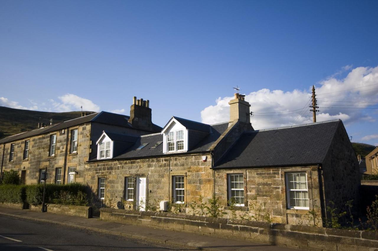 Harviestoun House Villa Dollar Екстериор снимка